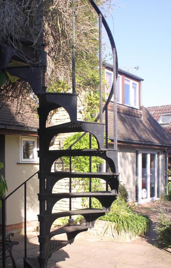 Sandford Meadow Guest House Kennington  Екстер'єр фото